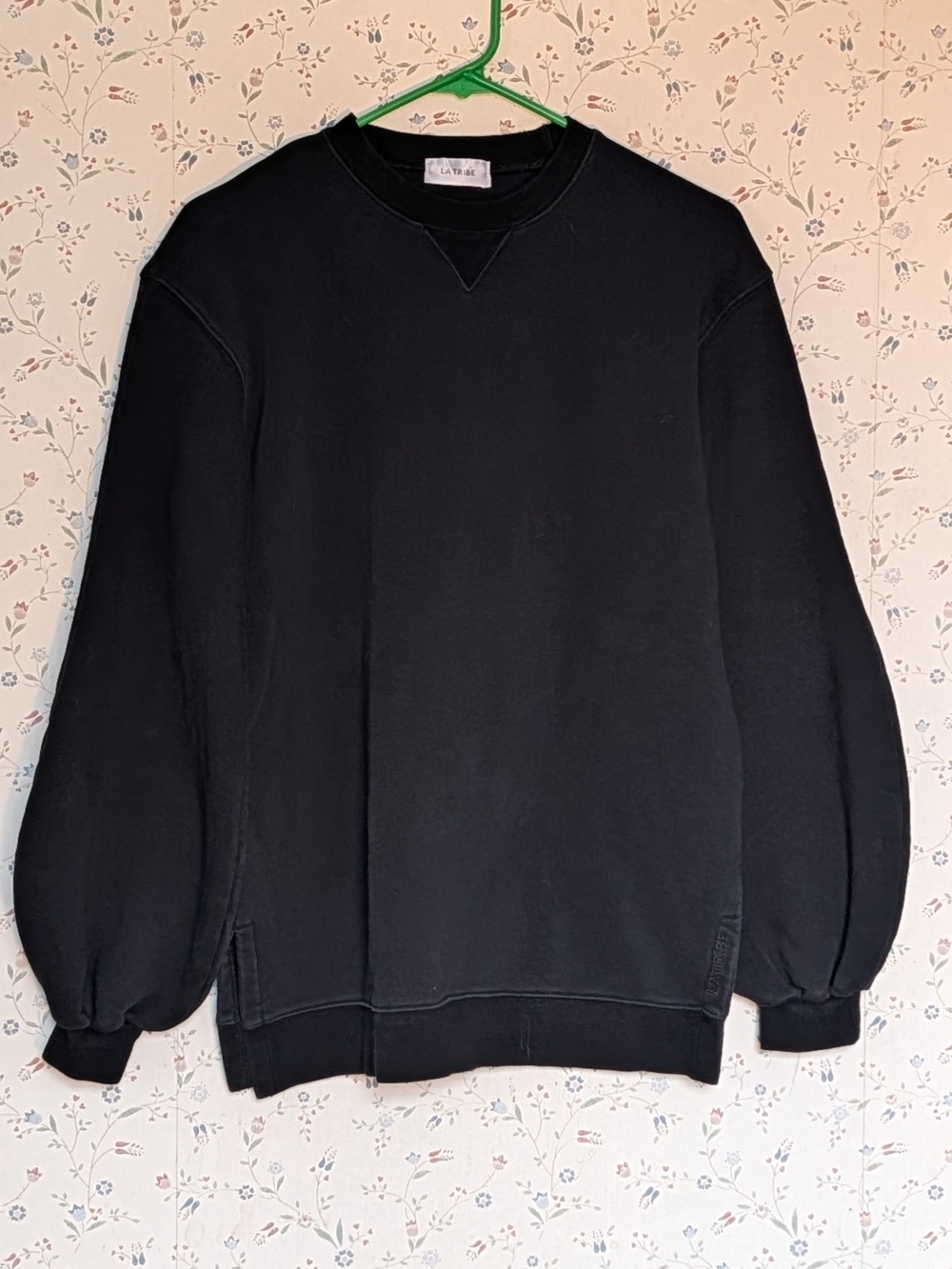 🖤 LA Tribe Crewneck Sweatshirt Balloon Sleeves split hem long length